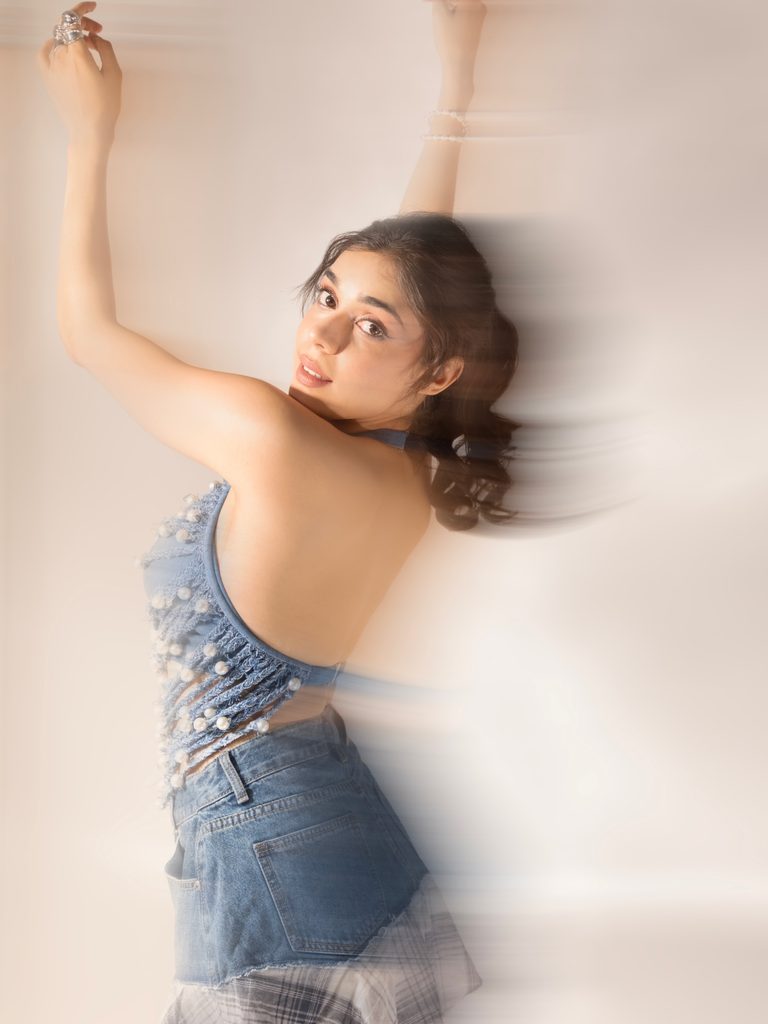 Eisha Singh Gives Denim a Y2K Update With Pearls, Plaid and Streetwear Attitude 14 744295669 18607355047007878 7665045045346307801 n Hunterfly Style Why the Mix of Textures Works