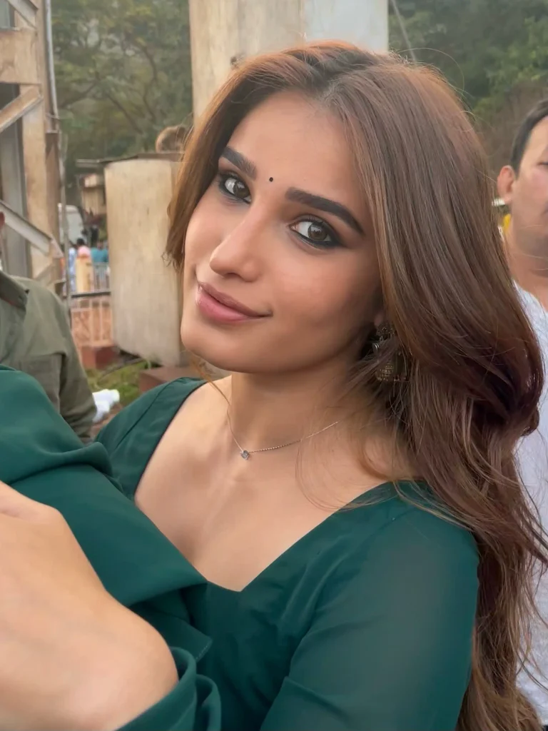 Rukaiya Jahan Chamak Serves Rustic Glamour and Timeless Elegance in a Striking Behind-the-Scenes Style Diary 13 755868165 18383984986202311 1575390303364862077 n 10 11zon Hunterfly Style Intricate Hair Details Add a Bohemian Edge