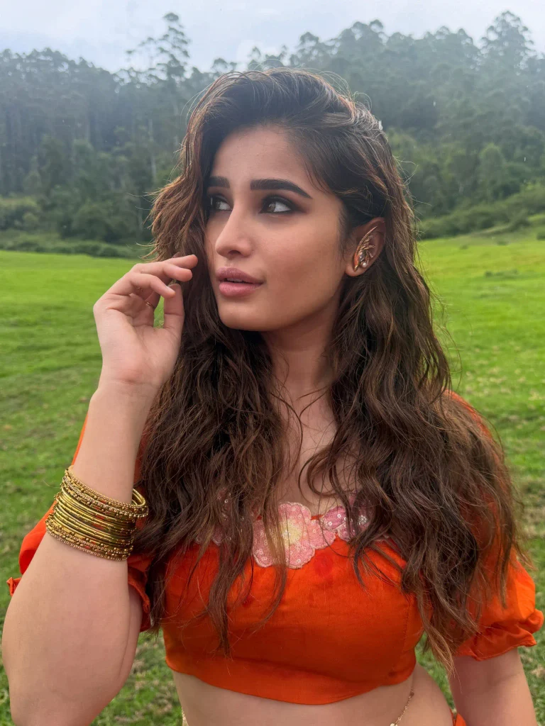Rukaiya Jahan Chamak Serves Rustic Glamour and Timeless Elegance in a Striking Behind-the-Scenes Style Diary 17 757656567 18383985142202311 8400945417636126562 n 5 11zon Hunterfly Style Emerald Green Brings the Look Back to Tradition