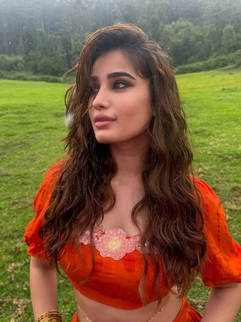 Rukaiya Jahan Chamak Serves Rustic Glamour and Timeless Elegance in a Striking Behind-the-Scenes Style Diary 12 759849405 18383984896202311 3040848449284399131 n 11 11zon Hunterfly Style Rukaiya Jahan Chamak's Earthy Nomad Look