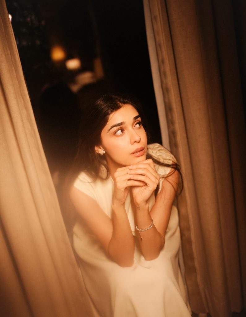 Rukmini Vasanth Captures Timeless Elegance in an Ivory Draped Dress 16 771856045 18616718809007878 561400417668934155 n Hunterfly Style How to Recreate the Aesthetic