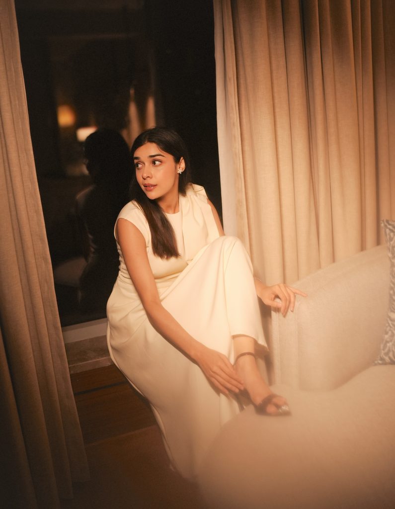 Rukmini Vasanth Captures Timeless Elegance in an Ivory Draped Dress 12 772466033 18616718776007878 9185048209298906323 n Hunterfly Style Why Ivory Works So Well in Warm Lighting