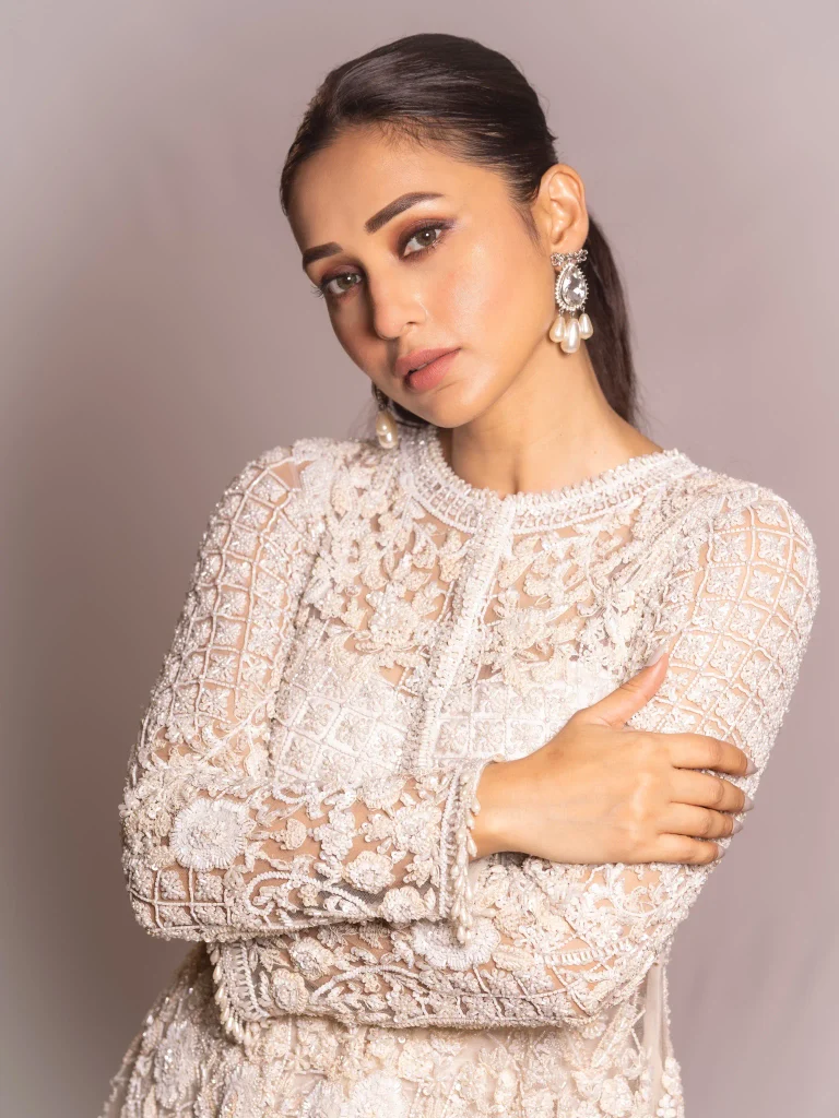 Mimi Chakraborty’s Ivory Sharara Look: How Monochrome Festive Fashion Gets a Modern Upgrade 18 778230833 18632119204038210 5574876105186443801 n 6 11zon 768x1024 1 Hunterfly Style The Beauty Look Keeps the Focus on the Clothes