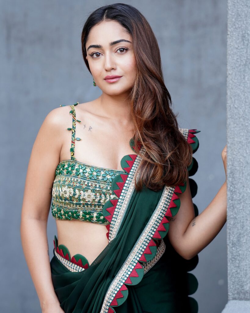 Tridha Choudhury Stuns in a Vibrant Saree Look, Turning a Simple Swirl Into a Style Statement 15 Tridha Choudhury4 Hunterfly Style Why Celebrity Saree Looks Continue to Connect With Audiences