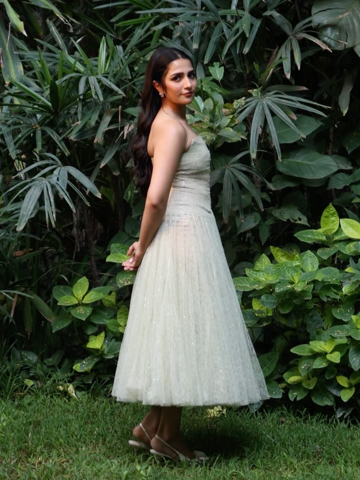 Rukmini Vasanth Turns Soft Romance Into Modern Elegance in an Ivory Montsand Gown 18 f Hunterfly Style Jewellery Is Deliberately Kept Under Control