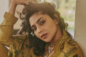 Aishwarya Lekshmi and Dulquer Salmaan in King of Kotha