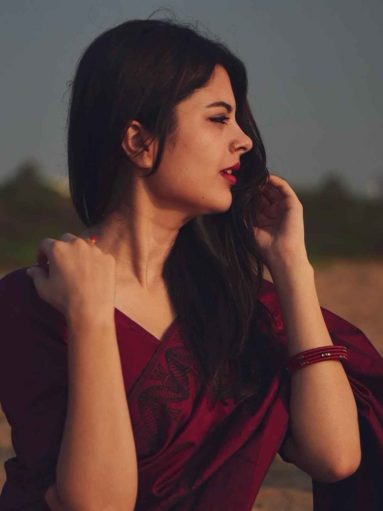 Why the Maroon and Black Combination Works