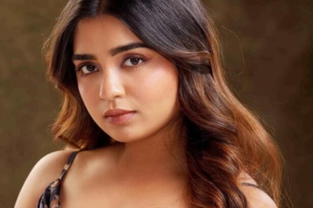Hunterfly 025 11 08 171056 Gouri Kishan at press meet addressing body-shaming question
