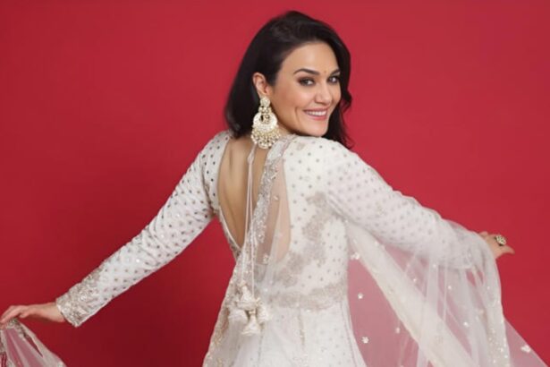 Hunterfly 025 11 22 181102 Preity Zinta childhood memory of hiding under a table after a sibling fight