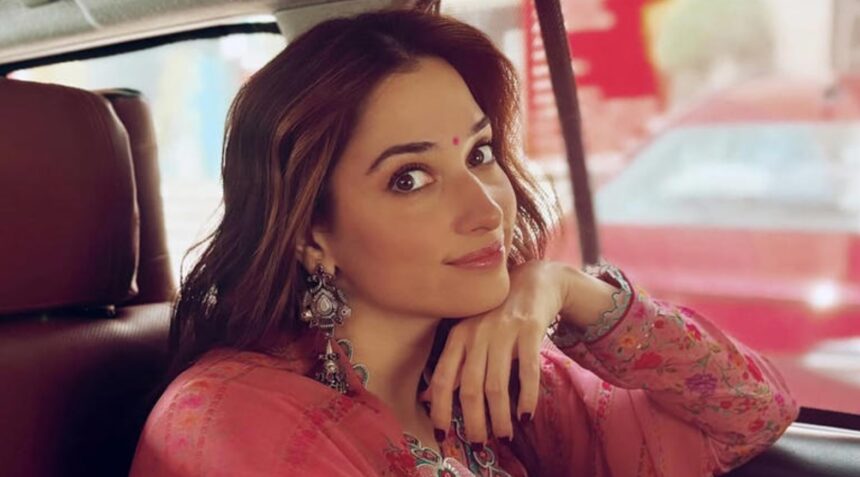 Hunterfly 2025 11 29 113213 Tamannaah Bhatia speaking about emotional control and manipulation