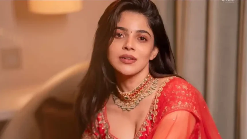 Hunterfly Divyabharathi Calls Out Director Naresh Kuppili for Misogynistic Comments 11zon
