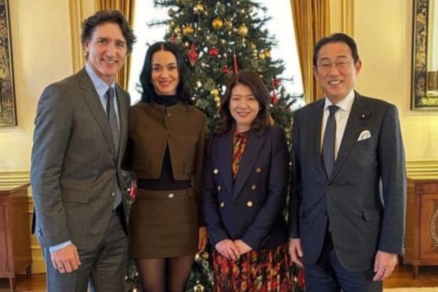 Hunterfly 025 12 05 174945 Katy Perry and Justin Trudeau at lunch with Fumio Kishida in Tokyo
