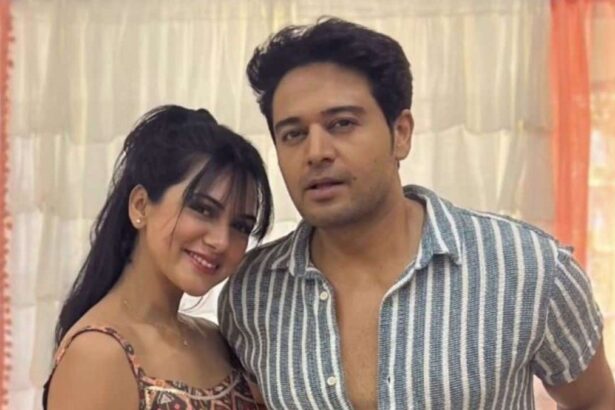 Hunterfly 2025 12 03 111409 Gaurav Khanna and Akanksha Chambola smiling together