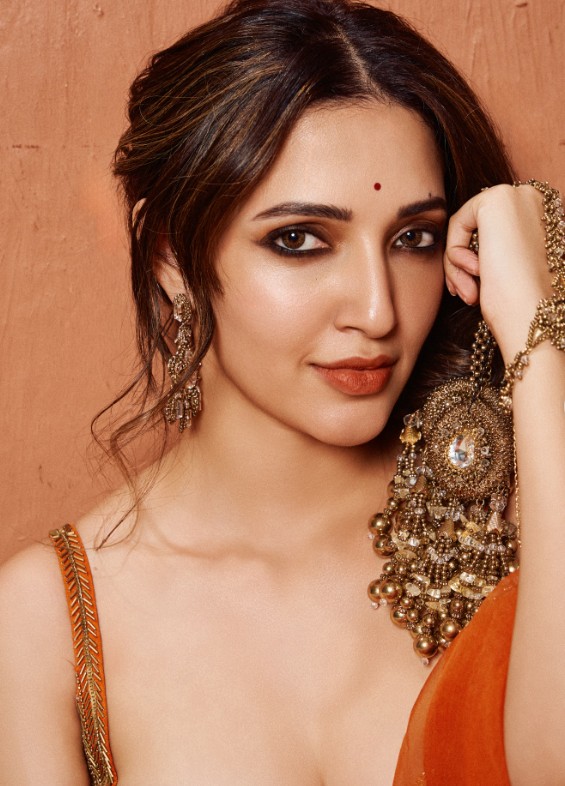 Hunterfly Neha Shetty 10