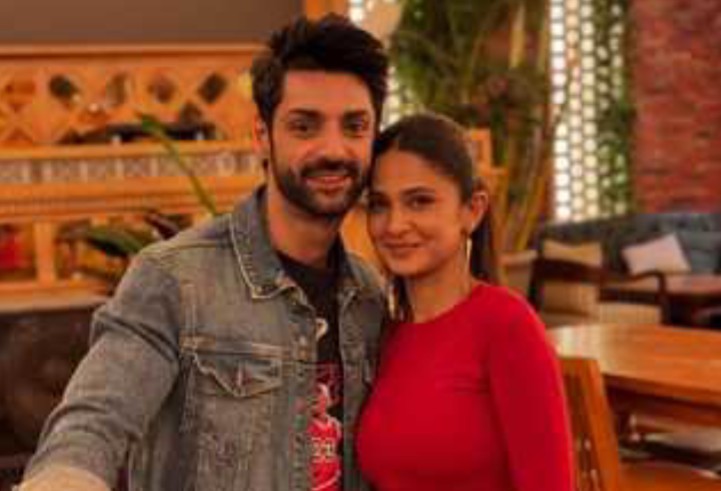 Jennifer Winget and Karan Wahi posing together