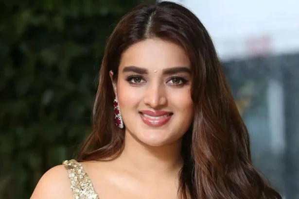 Hunterfly Nidhhi Agerwal 1