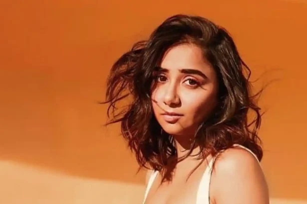 Hunterfly Prajakta Koli Breaks the Myth Around Influencer Casting in Bollywood 11zon Hunterfly Prajakta Koli Breaks the Myth Around Influencer Casting in Bollywood 11zon