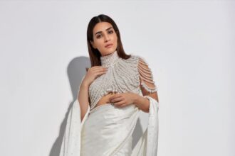 Hunterfly 026 02 09 000736 Kriti Sanon to walk for Manish Malhotra at Dubai Fashion Week 2026