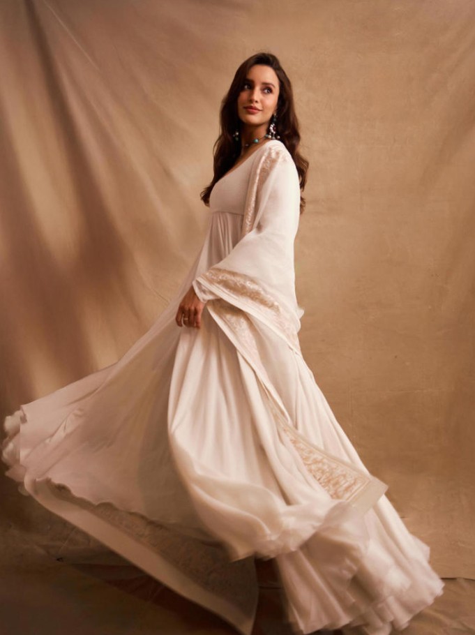 Alia Bhatt Vs Triptii Dimri: Who Nailed The Ivory Ethnic Suit Look?