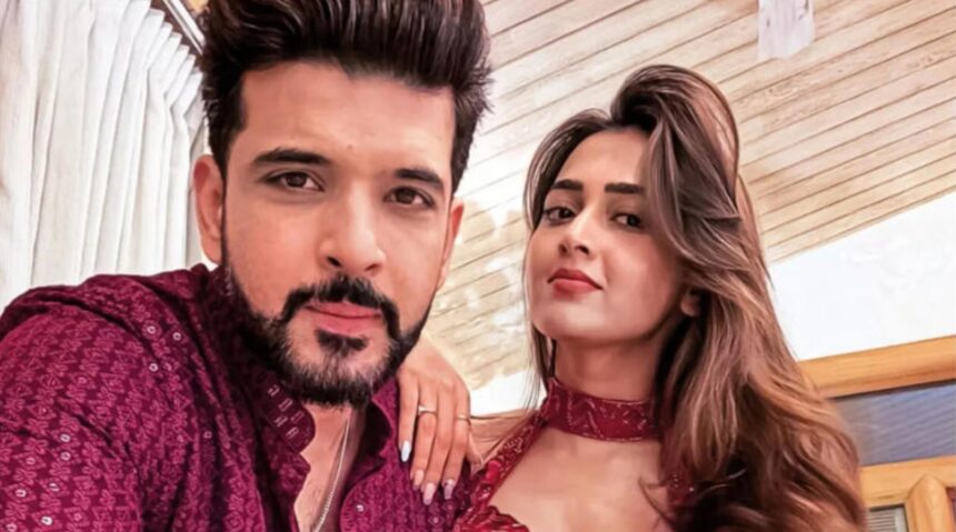 Hunterfly 026 02 14 220731 Karan Kundrra and Tejasswi Prakash celebrate four years of relationship
