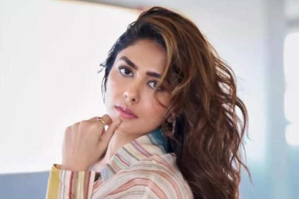 Mrunal Thakur Talks About Asking for Work