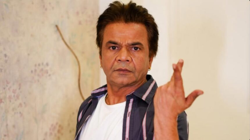 Hunterfly 026 02 26 214938 Rajpal Yadav reacting to students’ support