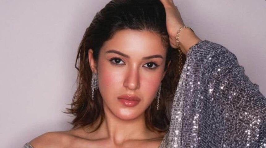 Hunterfly 2026 02 12 194941 Shanaya Kapoor during a promotional interview
