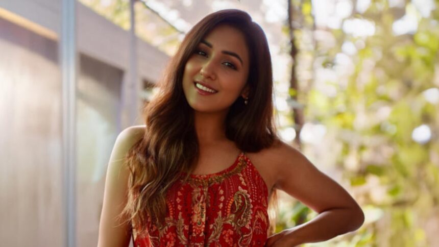 Hunterfly 2026 02 18 193556 Neeti Mohan performing live at a music concert