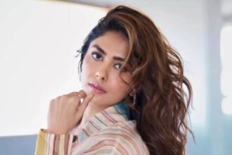 Mrunal Thakur speaking about approaching Aditya Dhar for work
