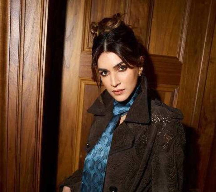 Kriti Sanon wearing brown outfit with blue tie Instagram photos