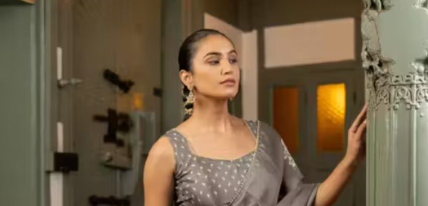 MIRCHI FASHION Dusty Grey Chiffon Georgette Floral Printed Saree