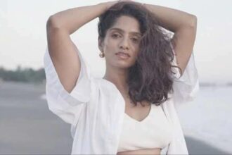 Hunterfly 26 02 18 110019 Jamie Lever mimicking Kareena Kapoor in viral Instagram video