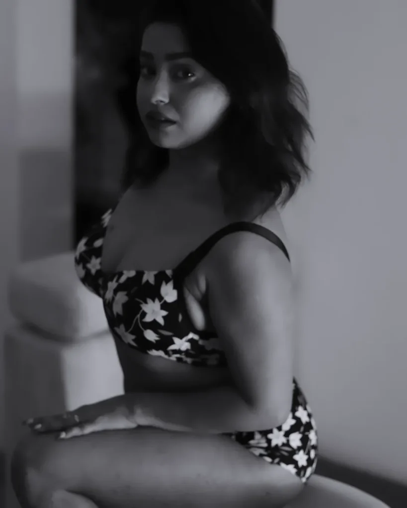 Awesome Ghosham: A Glamorous Gallery of the Web Series Star