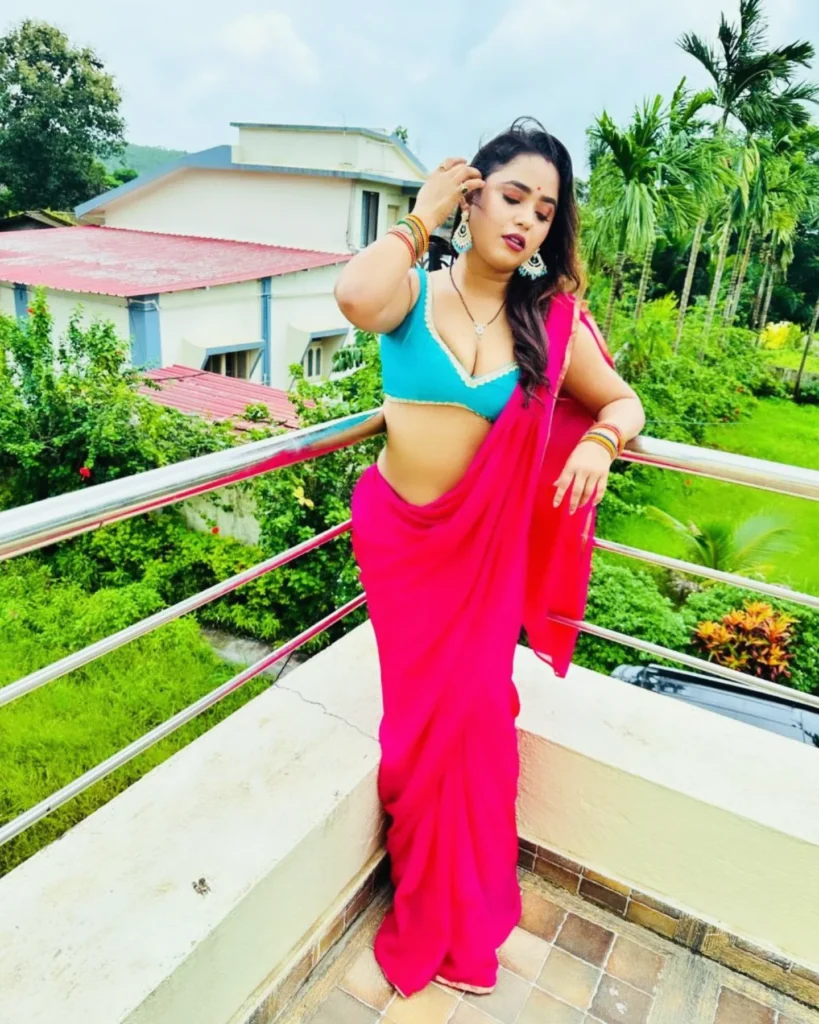 Awesome Ghosham: A Glamorous Gallery of the Web Series Star