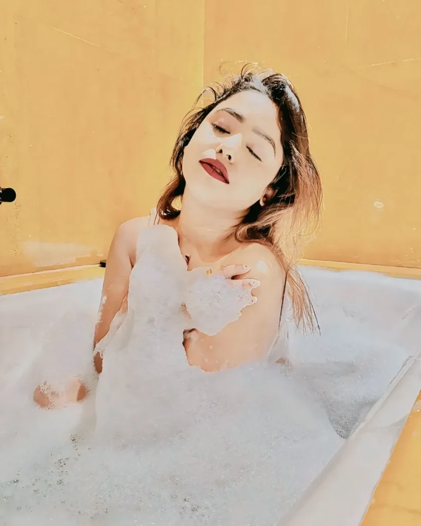 Awesome Ghosham: A Glamorous Gallery of the Web Series Star