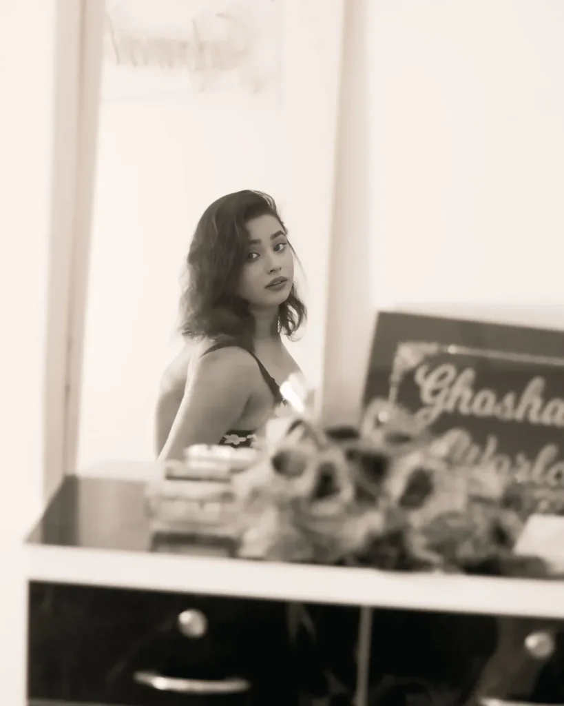 Awesome Ghosham: A Glamorous Gallery of the Web Series Star