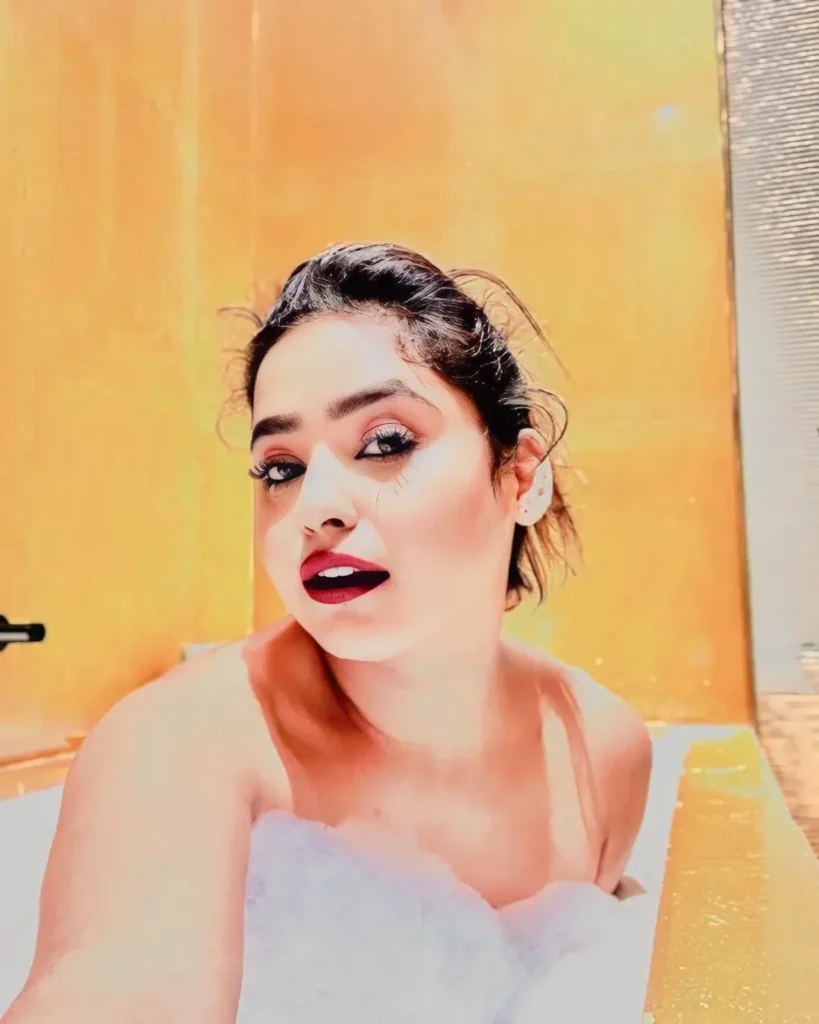 Awesome Ghosham: A Glamorous Gallery of the Web Series Star
