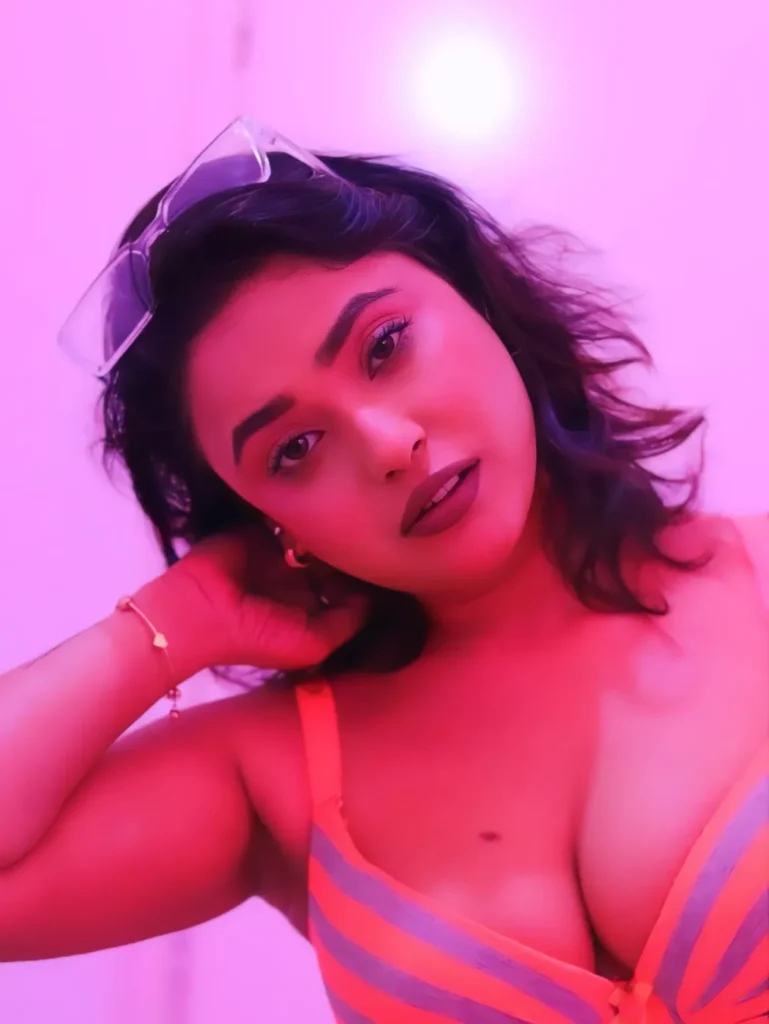 Awesome Ghosham: A Glamorous Gallery of the Web Series Star