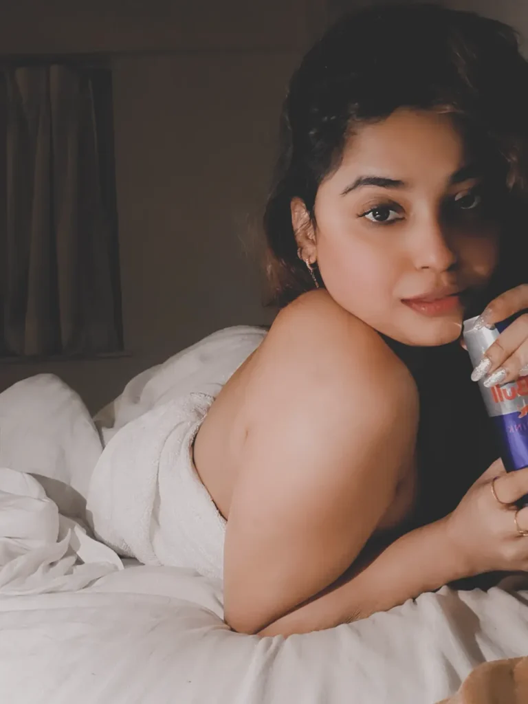 Awesome Ghosham: A Glamorous Gallery of the Web Series Star