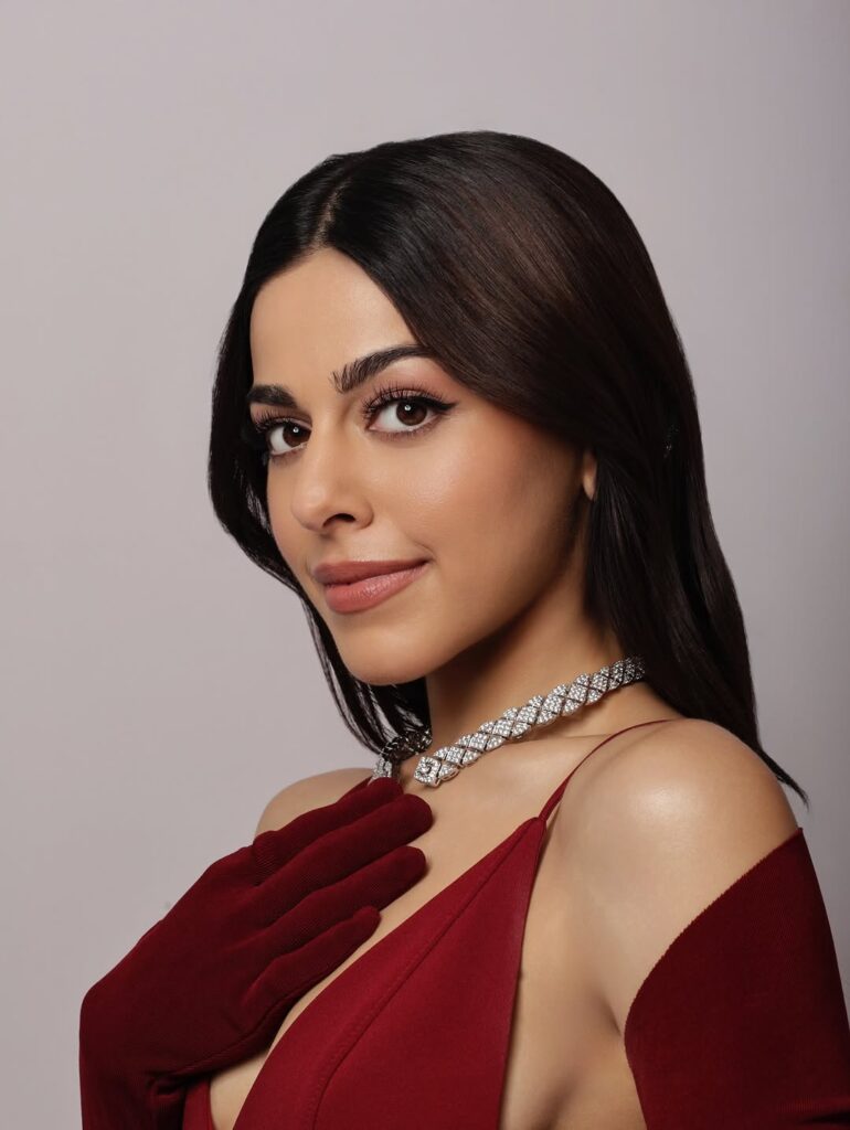Valentine’s Day 2026: From Kriti Sanon to Shraddha Kapoor, 7 Bollywood Divas Turning Up the Heat in Red