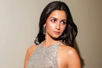 Alia Bhatt presenting award at BAFTA 2026 with a Namaskar gesture