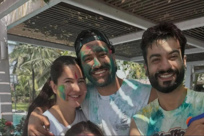Hunterfly 026 03 04 174751 Katrina Kaif and Vicky Kaushal celebrating Holi with Sunny Kaushal and Isabelle Kaif