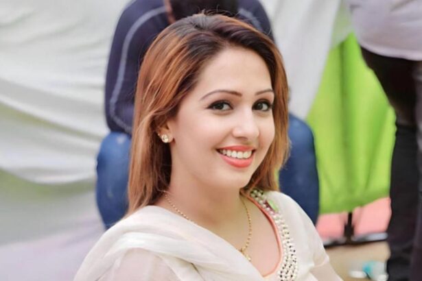 Hunterfly 026 03 05 201624 Punjabi YouTuber Nancy Grewal who was stabbed to death in Windsor Ontario Canada