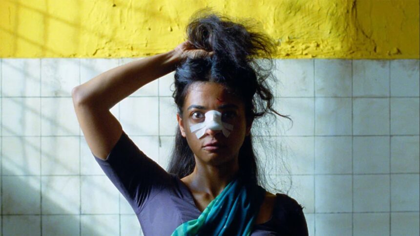 Hunterfly 026 03 22 104250 Radhika Apte as Uma in Sister Midnight