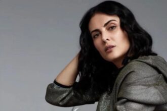 Mandana Karimi speaking about leaving India and returning to Iran