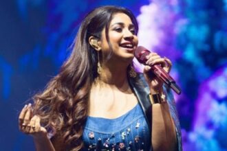 Shreya Ghoshal speaking about Chikni Chameli during a podcast interview