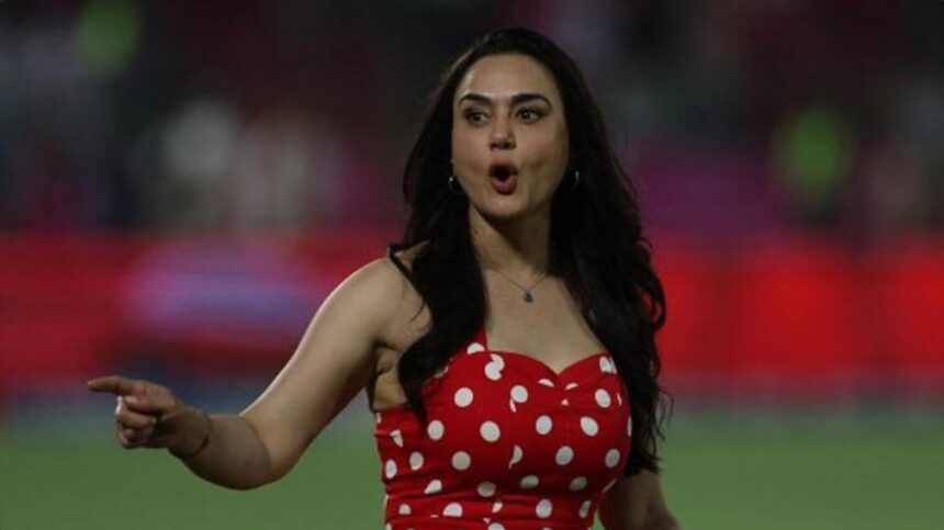 Preity Zinta Bandra apartment sale 2026