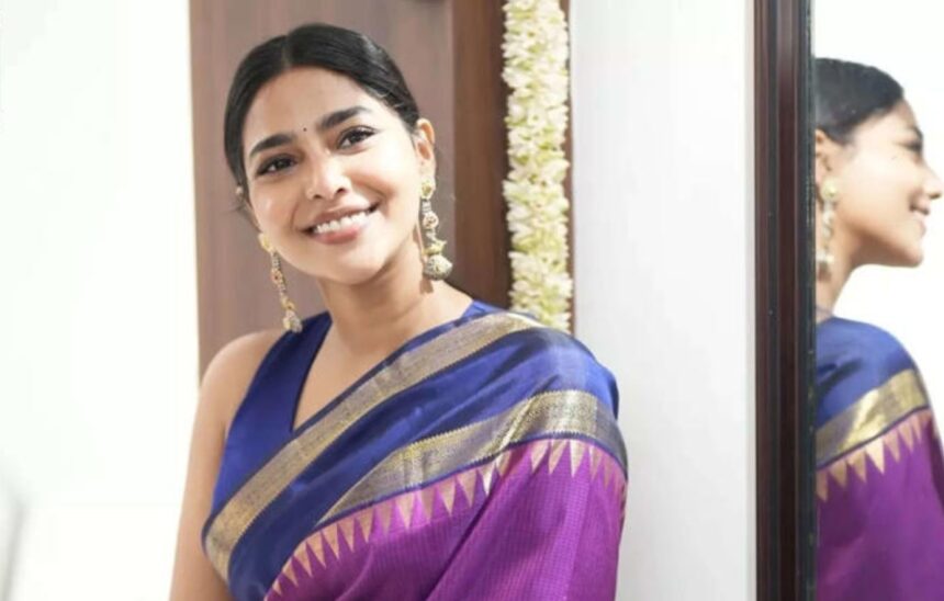 Hunterfly 26 03 20 163125 Aishwarya Lekshmi house interiors