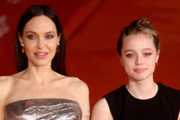 Celebrity mothers and daughters who look identical at the same age