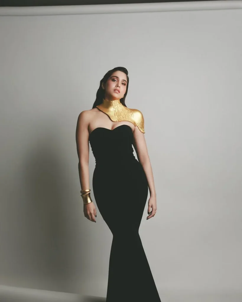 Hunterfly In custom @misho designs couture for @vogueindia Forces of Fashion %E2%80%9825 %E2%9C%A8Thankyou for honouring m 3 Hunterfly In custom @misho designs couture for @vogueindia Forces of Fashion %E2%80%9825 %E2%9C%A8Thankyou for honouring m 3